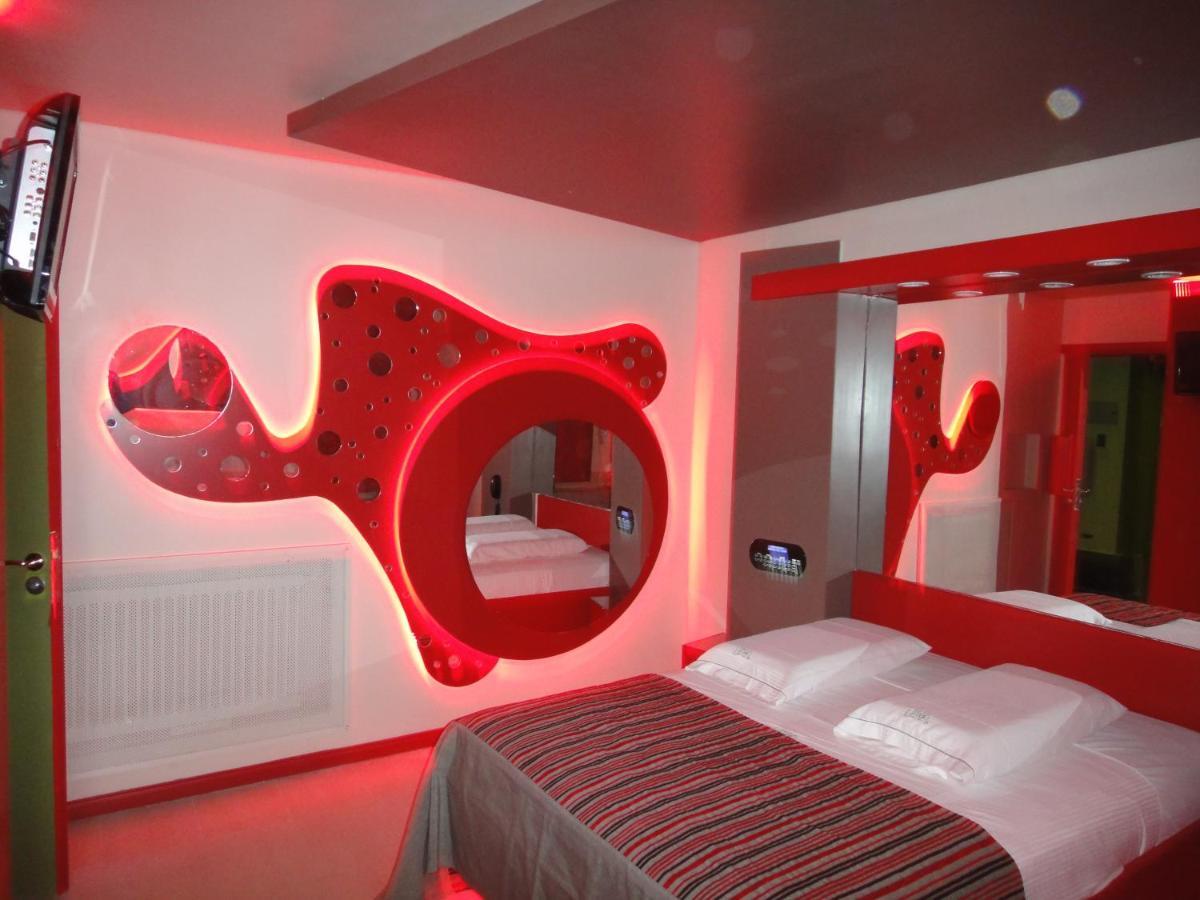 Uman Hotel -Motel- (Adults Only) Buenos Aires Exterior photo